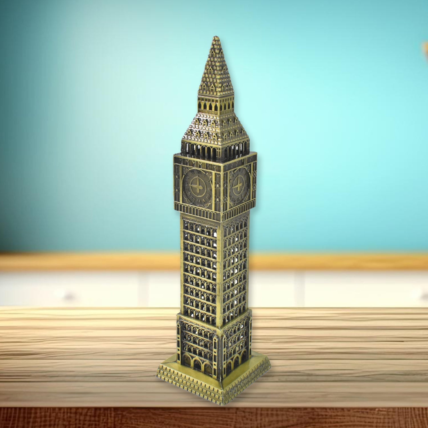 Big Ben London Clock Tower Miniature Metal Statue - Elegant Home Decor and Perfect Gifting Option Big Ben London Clock Tower Miniature Metal Statue - Elegant Home Decor and Perfect Gifting Option